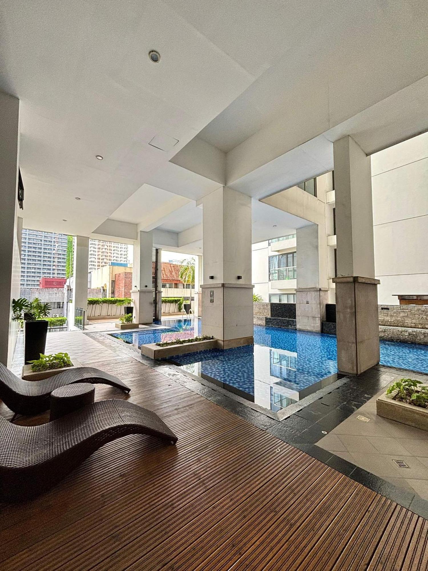 Greenbelt Hamilton Tower 1 Makati City Buitenkant foto